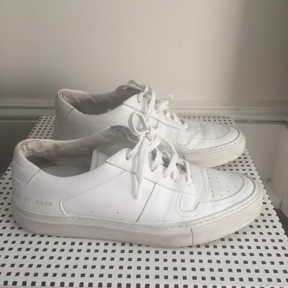 Common Projects White Leather Sneakers Minimalist Design